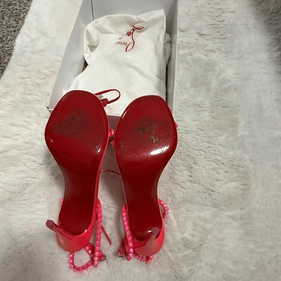 Christian Louboutin Vibrant Pink Heels - Picture 4 of 7